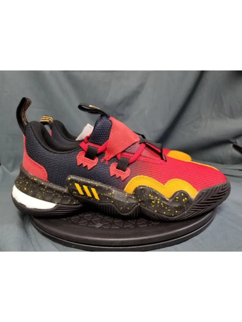 Adidas Trae Young 1 Atlanta Hawks Black/Red/Yellow GY3772 Mens Size 8 NEW NO BOX